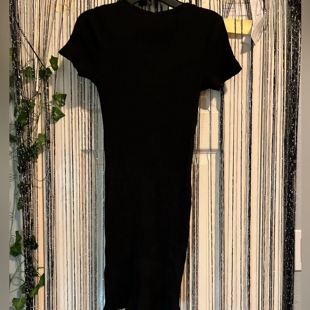 BLACK DRESS - Picture 3 of 3